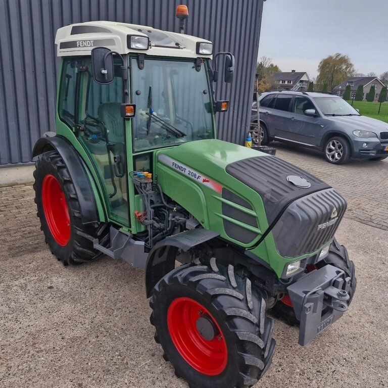 Fendt 208F Vario TMS occasion – tracteur compact viticole