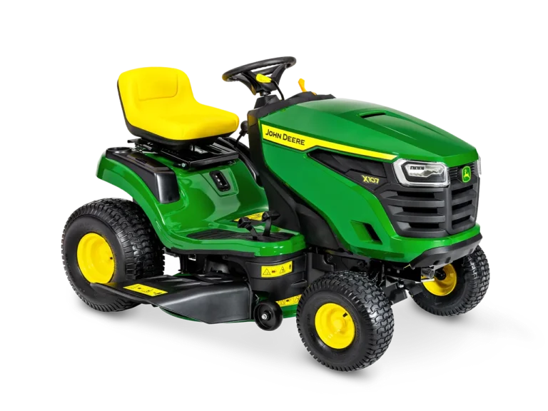 John Deere X107 Aufsitzrasenmäher auf großem Rasen