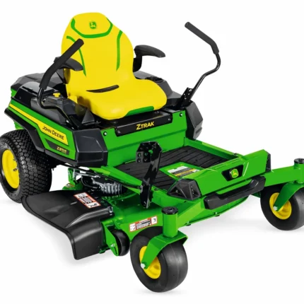Zero-Turn Elektro-Rasenmäher John Deere Z370R auf großer Rasenfläche