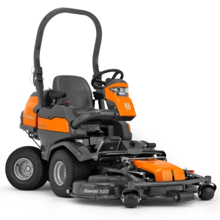 Husqvarna P524X EFI Frontmäher im professionellen Landschaftseinsatz