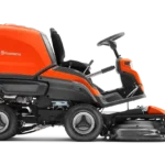 Husqvarna RC320Ts AWD Rider Frontansicht mit Frontmähwerk