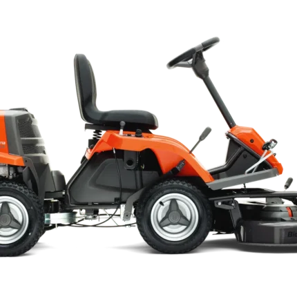 Husqvarna R112C5 Rider Frontansicht im gepflegten Garten