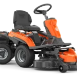 Husqvarna R 200iX Aufsitzmäher auf gepflegtem Rasen